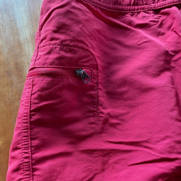 ⭐️ Patagonia Swim Trunks - Red - Size 33 - Picture 4 of 5